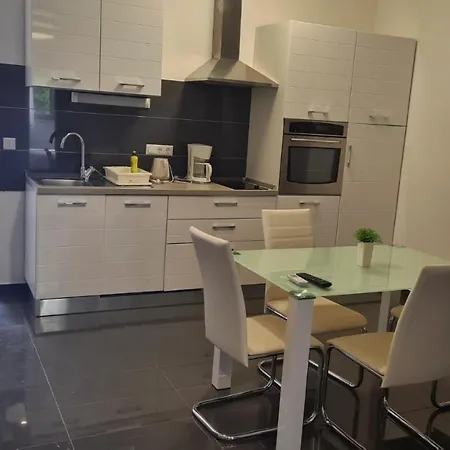 Apartment Olivija *